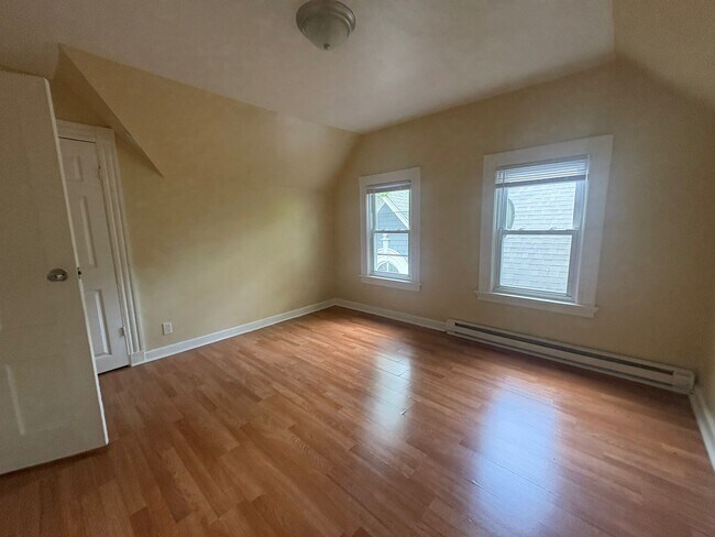 Photo - 751 George St Unidad 3