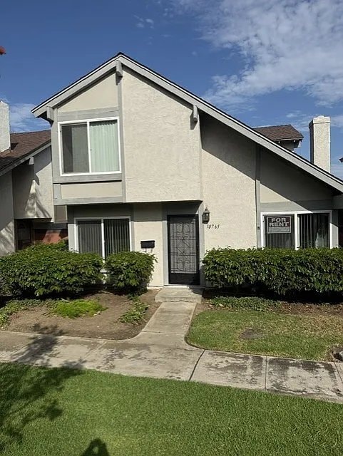 Building Photo - 10765 Esmeraldas Dr