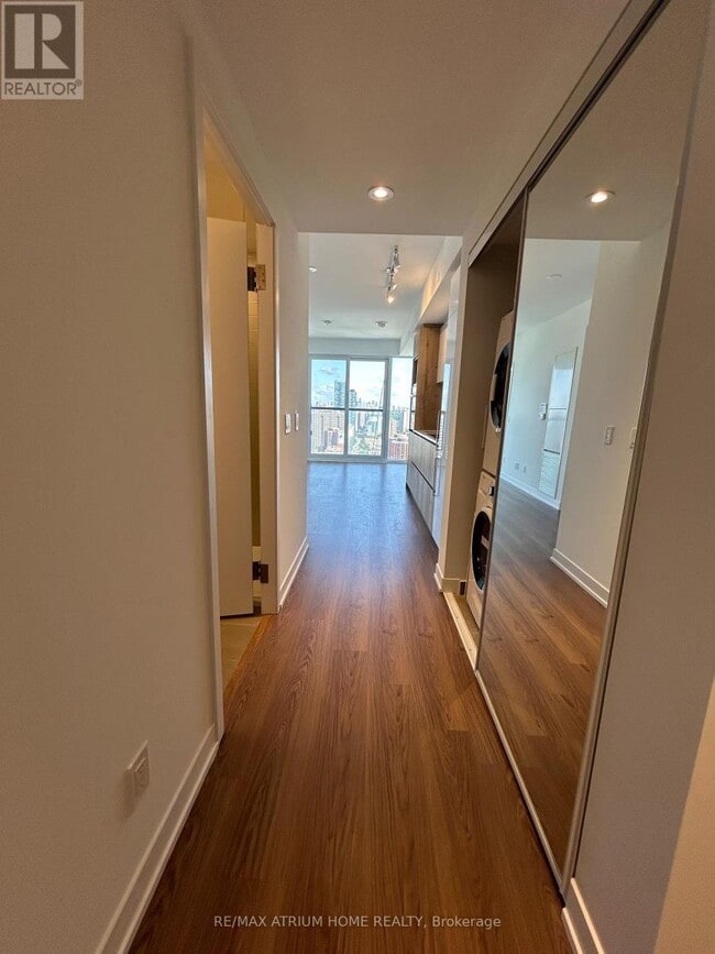 Photo - 319 Jarvis St Unité 4006