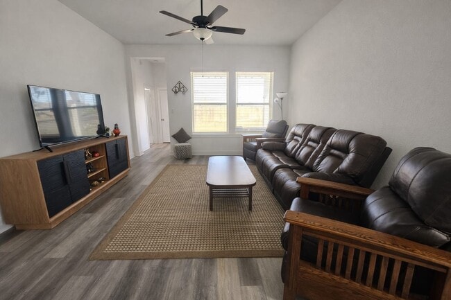 Photo - 10810 Burgess Pk Ct