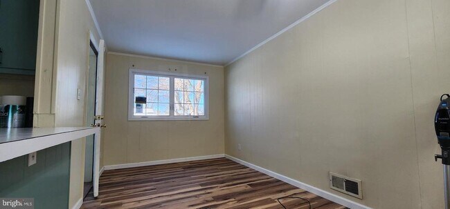 Photo - 168 Martin Dr