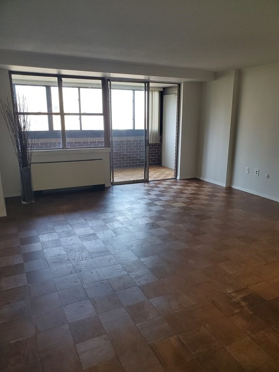 Building Photo - 2 Hawthorne Pl Unit 7B