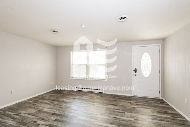 Photo - 9709 Mark Trail