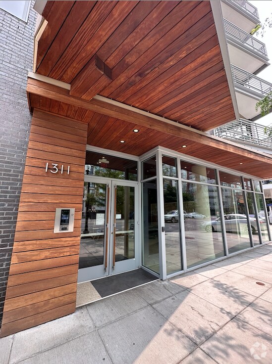 Building Photo - 1311 13th St NW Rental