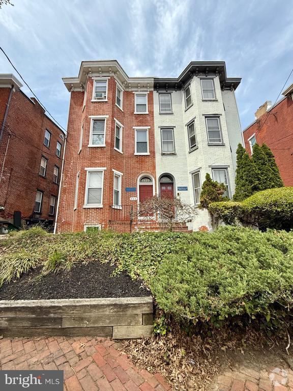 Building Photo - 1417 N Harrison St Unit 1 Rental