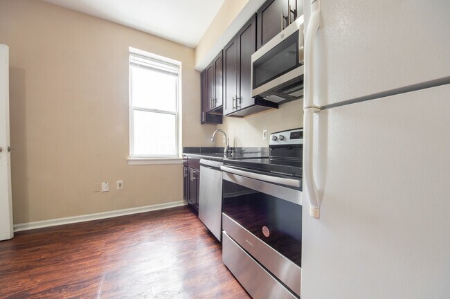 Photo - 2332 Frankford Ave Unit 2f