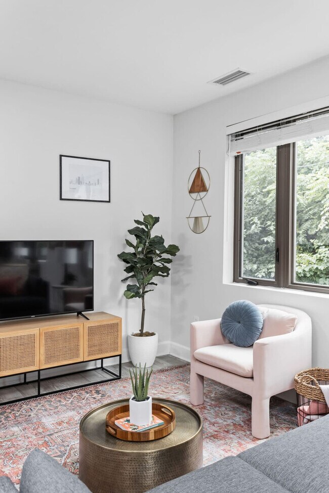 Photo - 5858 N College Ave Unit ID1376600P