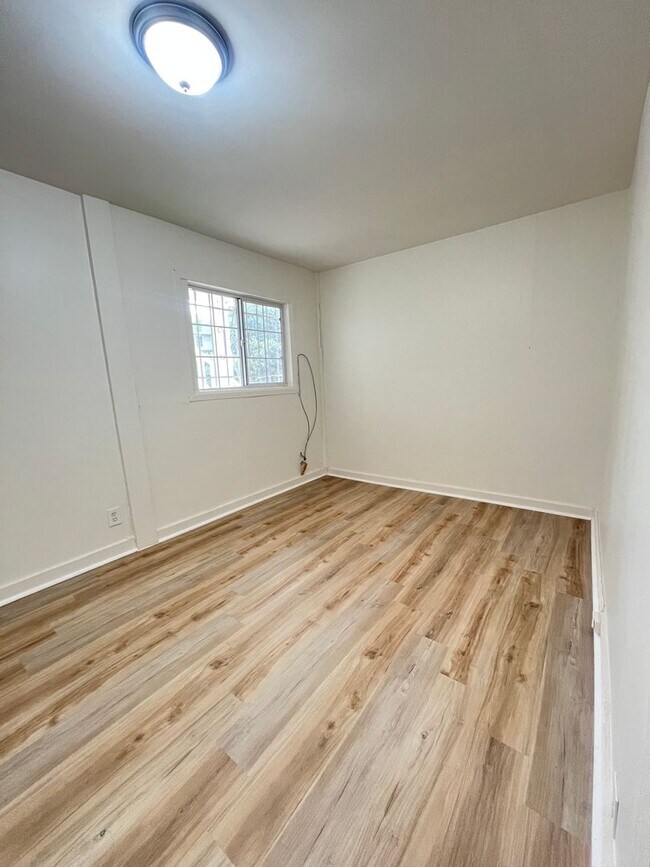 Photo - 932Edge Unit 932 1/4