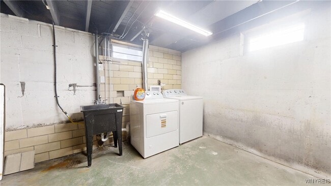 Building Photo - 532 16th St