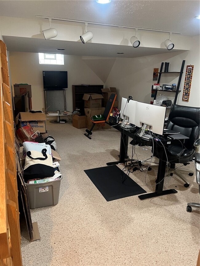 Photo - 205 Lac Kine Dr