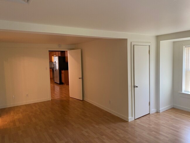 Photo - 114 S 6th St Unit Apt. A