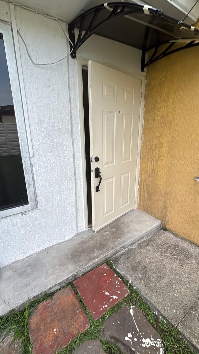 Building Photo - 11351 SW 245th St