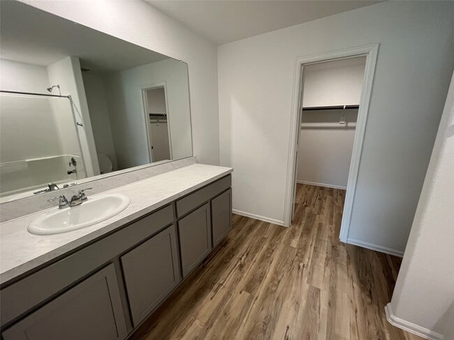 Building Photo - 3415 Flower Brooke Ct