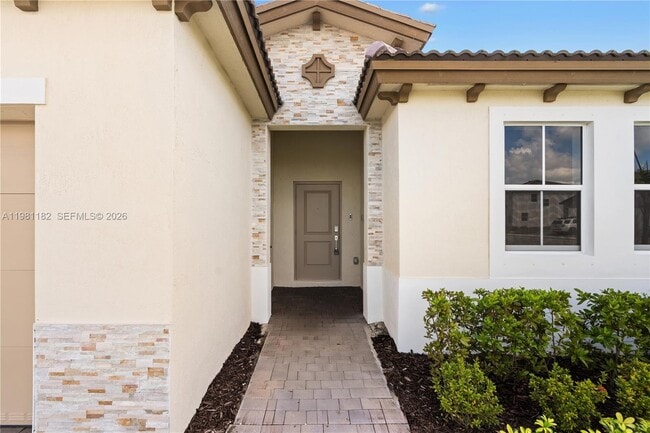 Photo - 2310 SE 28th Dr