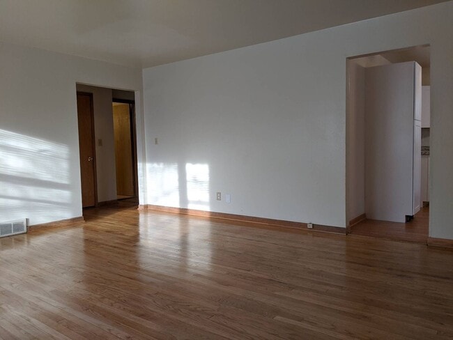 Photo - 5844 N 83rd St Unit 5844 Lower