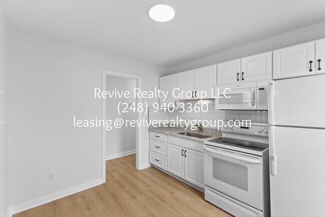 Photo - 25630 Tecla Ave