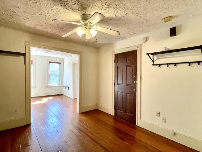 Photo - 14 Mead St Unit 2A