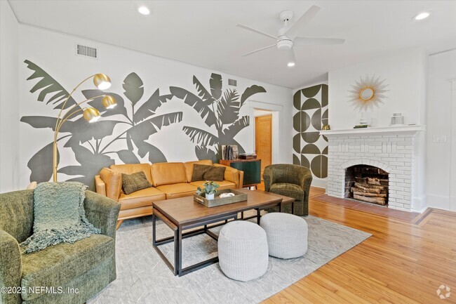 Building Photo - 3671 Hedrick St Rental