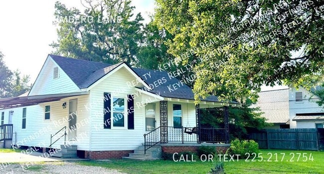 Photo - 6054 Stumberg Ln House