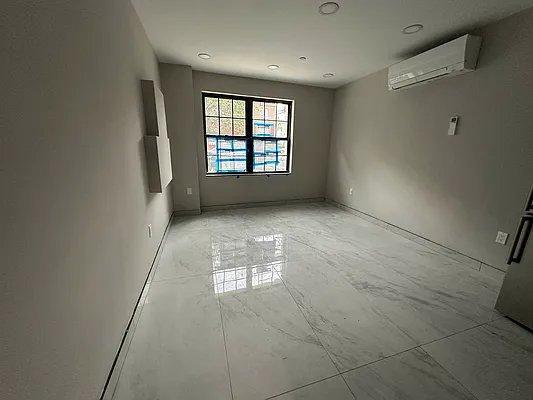Photo - 2 bedroom in Bronx NY 10456 Unit 102