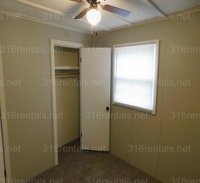 Photo - Two bed one bath duplex for rent NOW!