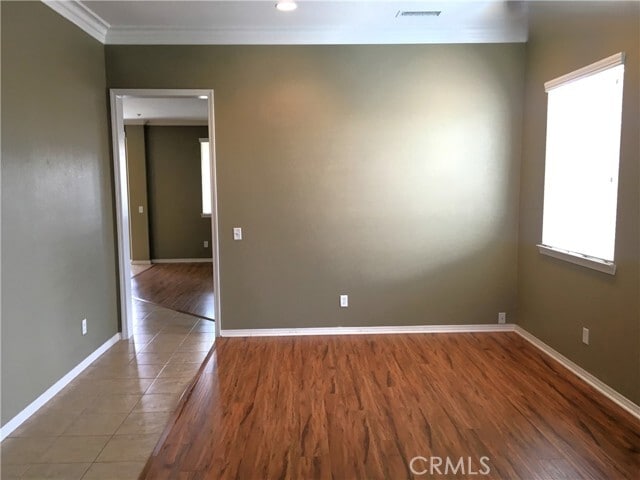 Photo - 15213 Hawk St