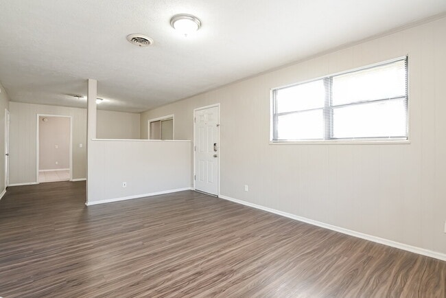 Photo - 3937 Rodby Dr