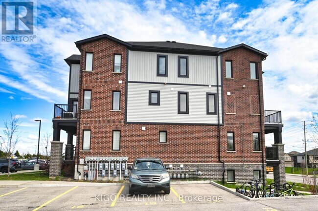 Photo - 160 Rochefort St. Unit A15
