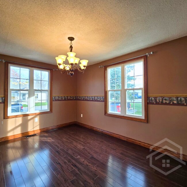 Photo - 3-Bedroom House in Norwich!!