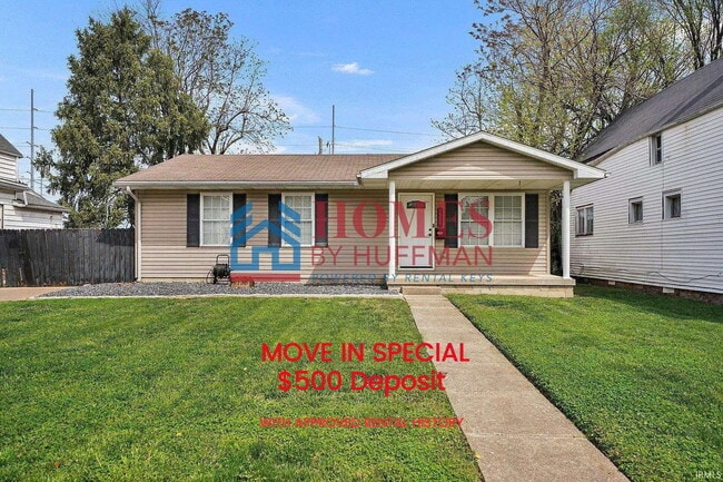 Building Photo - Three Bedroom | Fenced in Yard | Westside ...