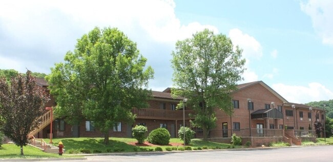 Campus View - Campus View Apartments