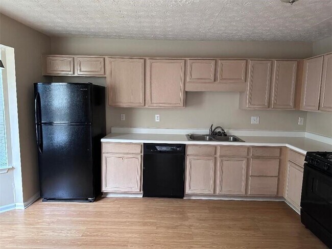 Photo - 908 Vintage Pointe Dr