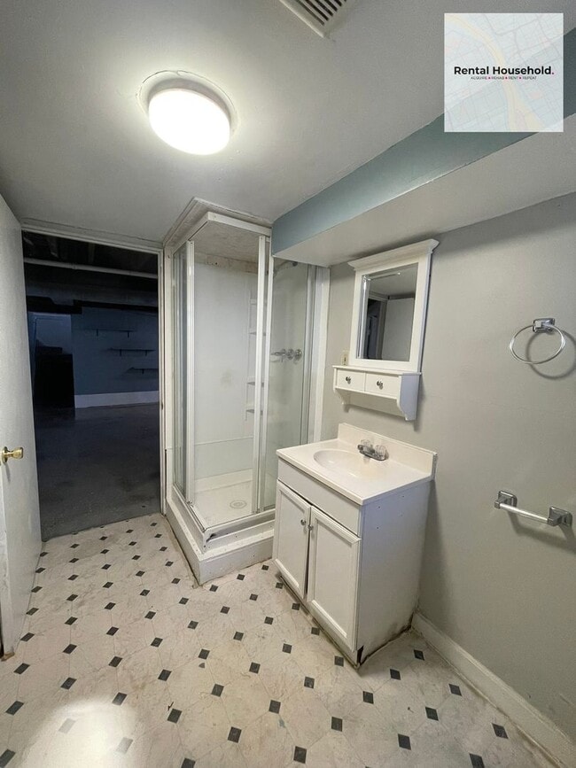 Photo - Stunning & Spacious 3-Bedroom Home in Warren!