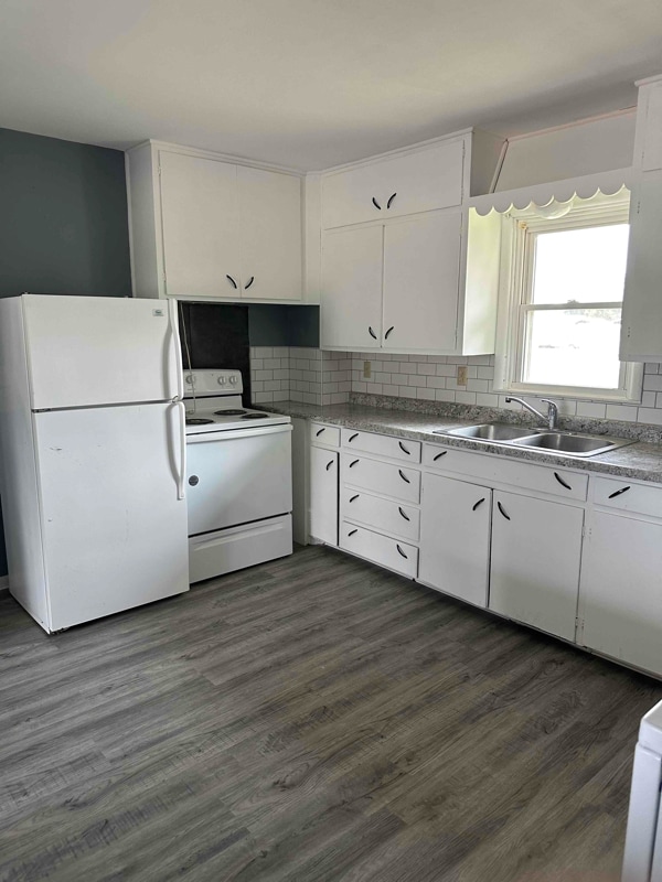 Photo - 149 E 1st St Unit 1