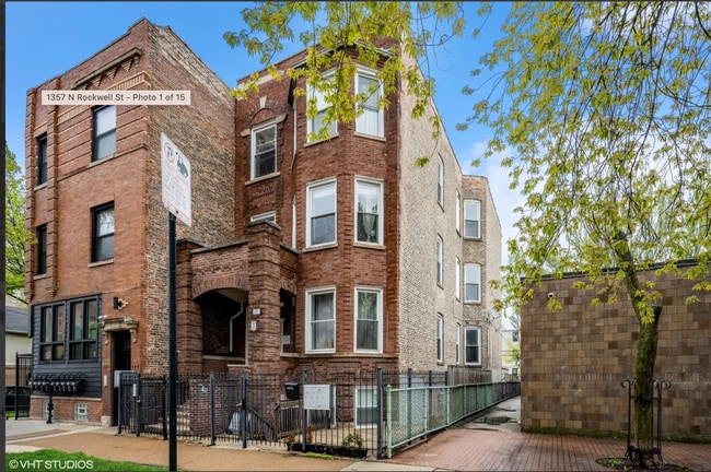Building Photo - 1357 N Rockwell St Unit 1357 N Rockwell St. Rental