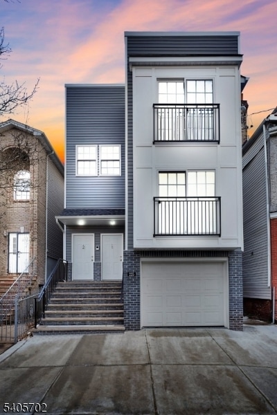 Building Photo - 225 S 9th St Unit 1