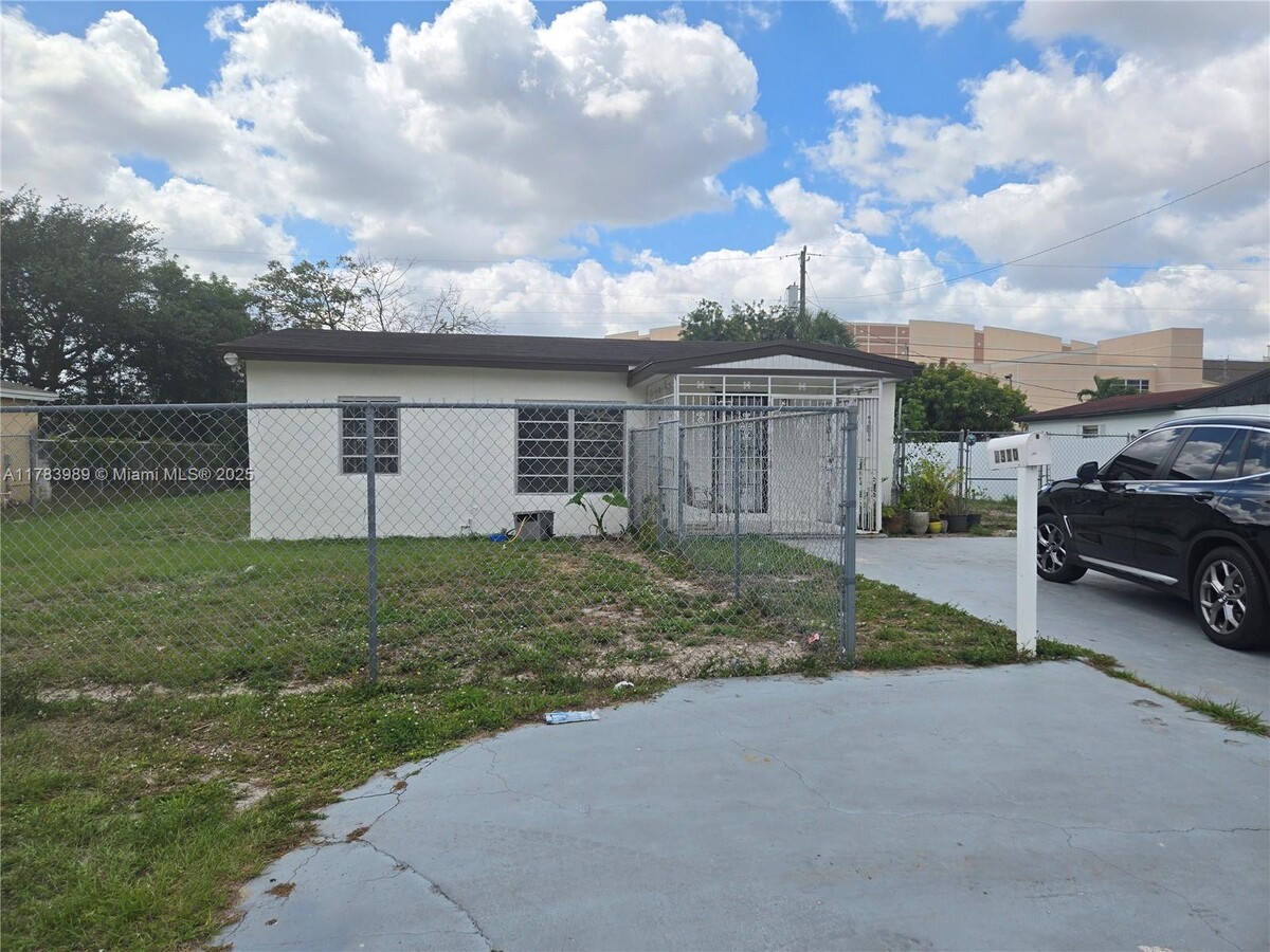 Photo - 3310 NW 214th St House