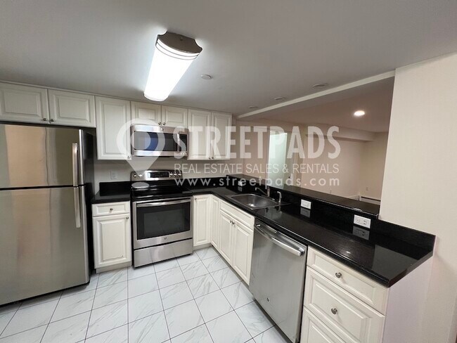 Photo - 55 Langdon St