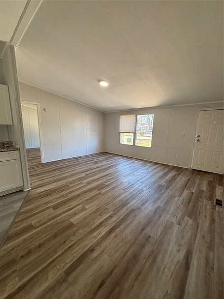 Photo - 16509 Brittany Way