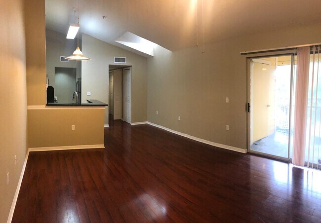 Photo - 5117 City St