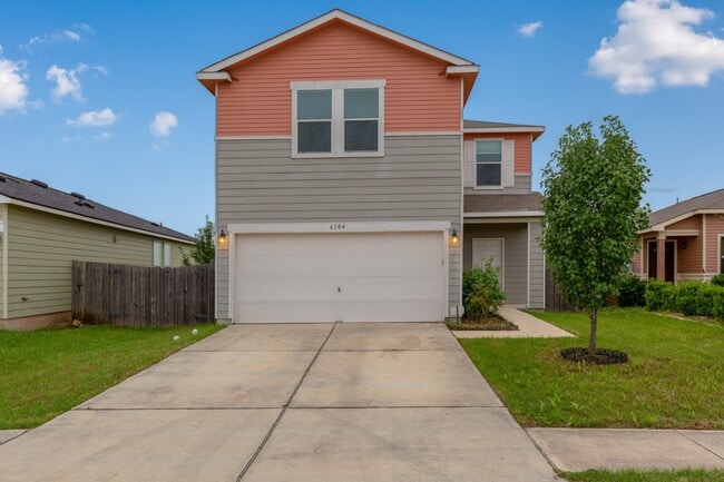Large Two Story Home Only Minutes From Aus... - Large Two Story Home Only Minutes From Aus...