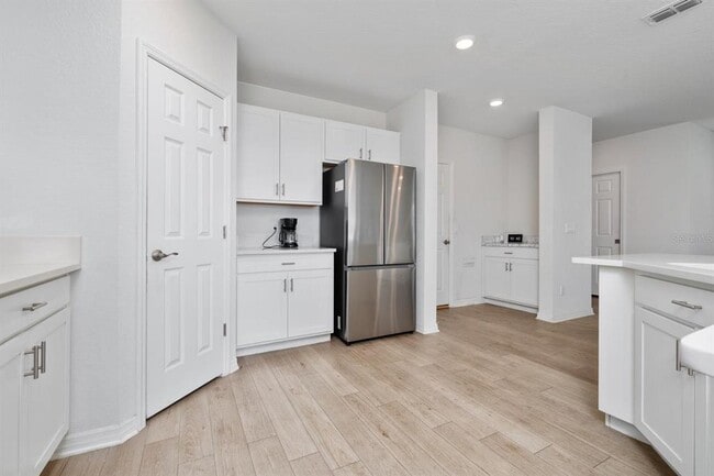 Photo - 18 Polermo Ave