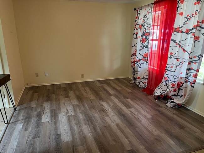 Photo - 3 Bed, 1 Bath House