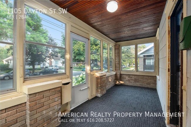 Photo - 1105 Dayton St SW