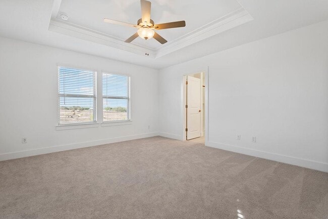 Photo - 140 Darlington Ct