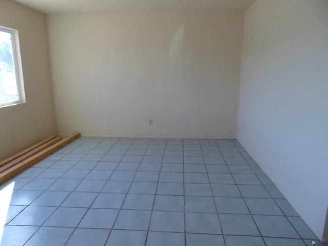 Photo - 2070 E La Mesa St