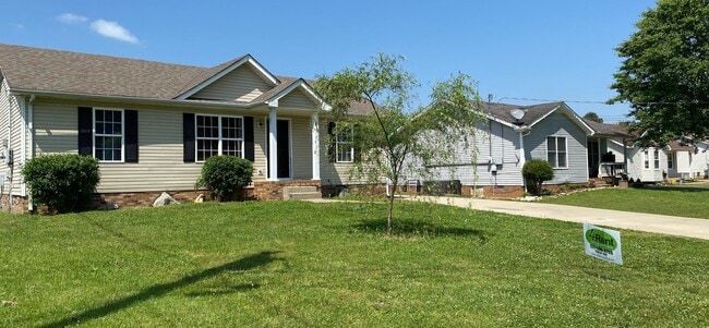 Photo - 416 Woodale Dr