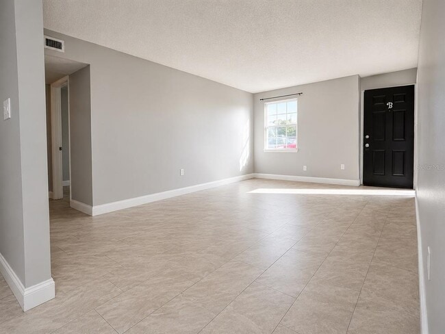 Photo - 2789 L B McLeod Rd Unidad 2789B