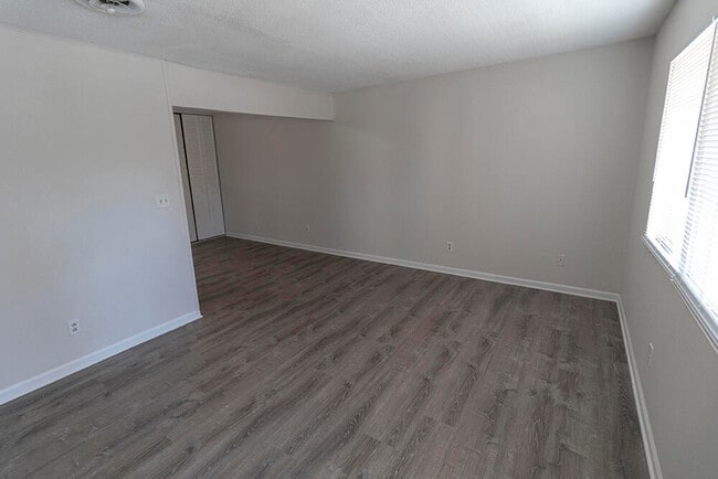 Photo - 801 N Ann St Unit 1