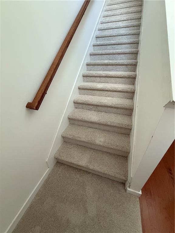 Photo - 1392 Weatherbrook Cir